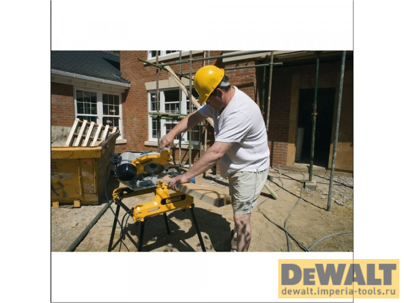 Комбинированная торцовочная-распиловочная пила DeWALT DW743N, 2000 Вт, 2850 об/мин Комбинированная торцовочная-распиловочная пила DeWALT DW743N, 2000 Вт, 2850 об/мин