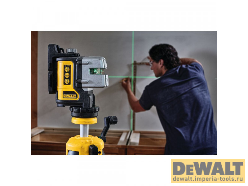 Линейный лазерный нивелир DeWALT, на батарейках, самовыравнивающийся, зеленый, 20 м, в кейсе, DW089CG Линейный лазерный нивелир DeWALT, на батарейках, самовыравнивающийся, зеленый, 20 м, в кейсе, DW089CG